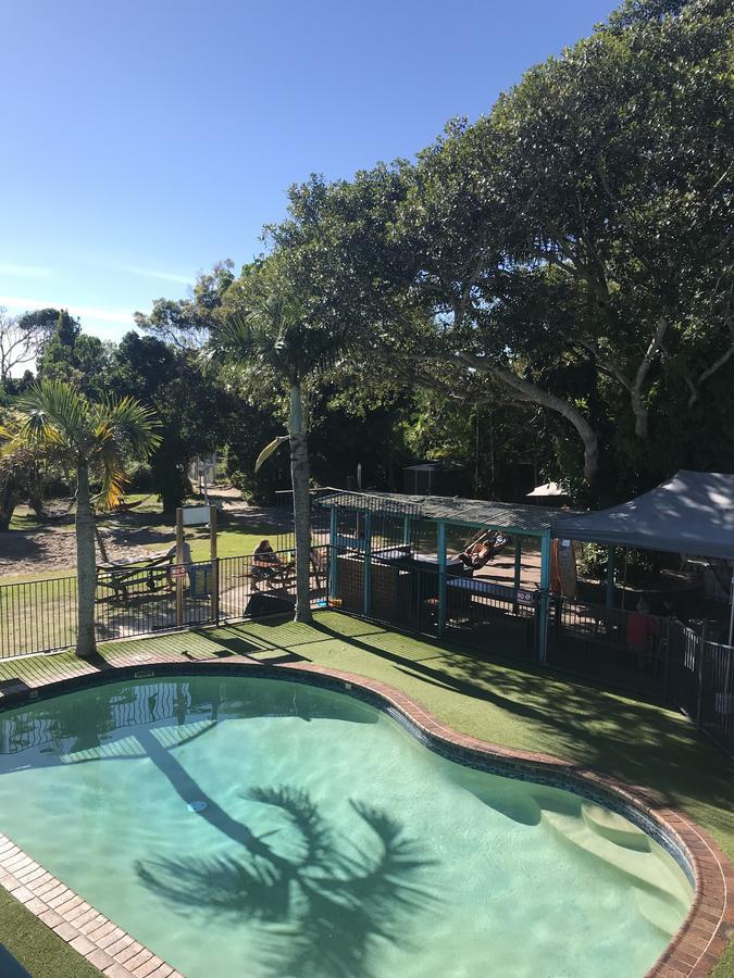 Backpackers Inn On The Beach Byron Bay Exterior photo