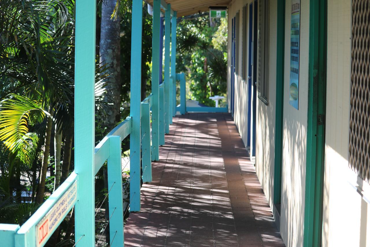 Backpackers Inn On The Beach Byron Bay Exterior photo